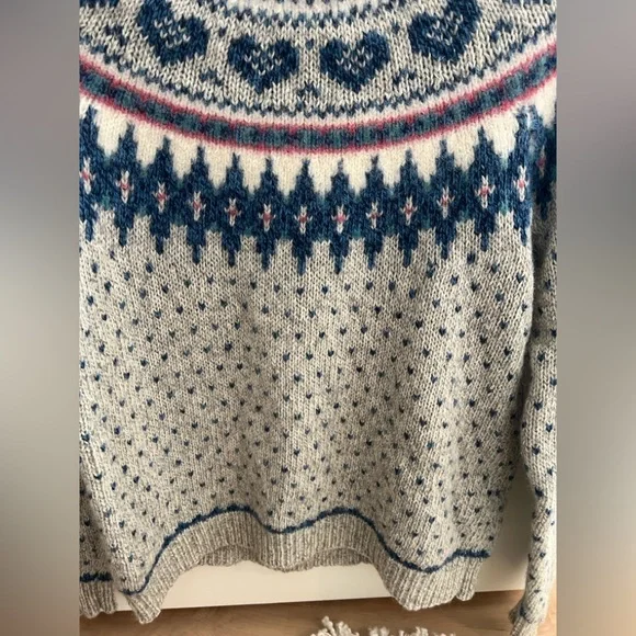 100% wool Woolrich brand Blue and Cream Patterned Isle Nordic style Sweater S - Picture 6 of 10